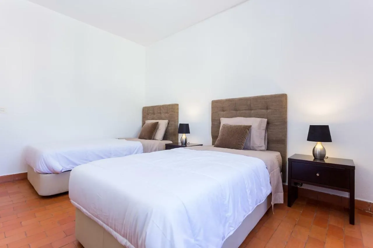 Safari Beach Guest House Lagos