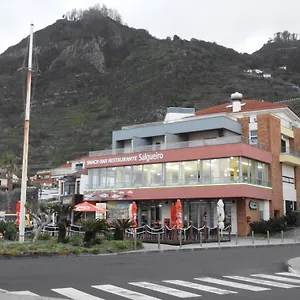 residencial-salgueiro.madeira-islandshotels.com/