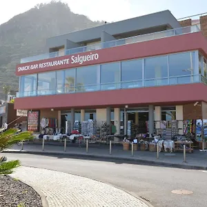 residencial-salgueiro.madeira-islandshotels.com/