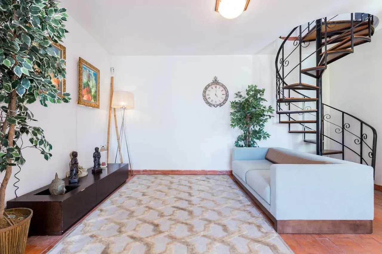 Safari Beach Guest House Lagos