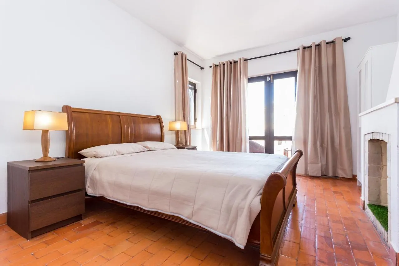 Safari Beach Guest House Lagos