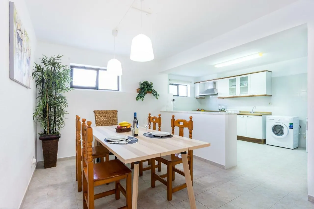 Safari Beach Guest House 라고스