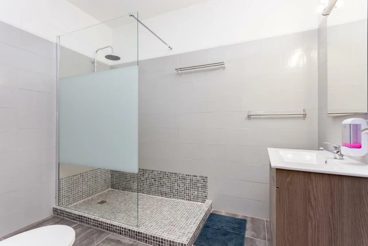 Safari Beach Guest House 라고스