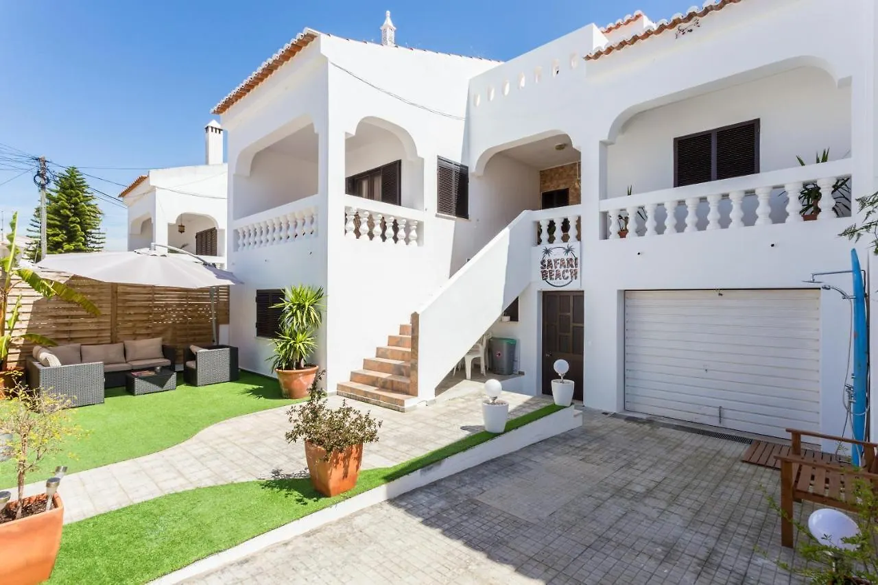 Safari Beach Guest House 라고스